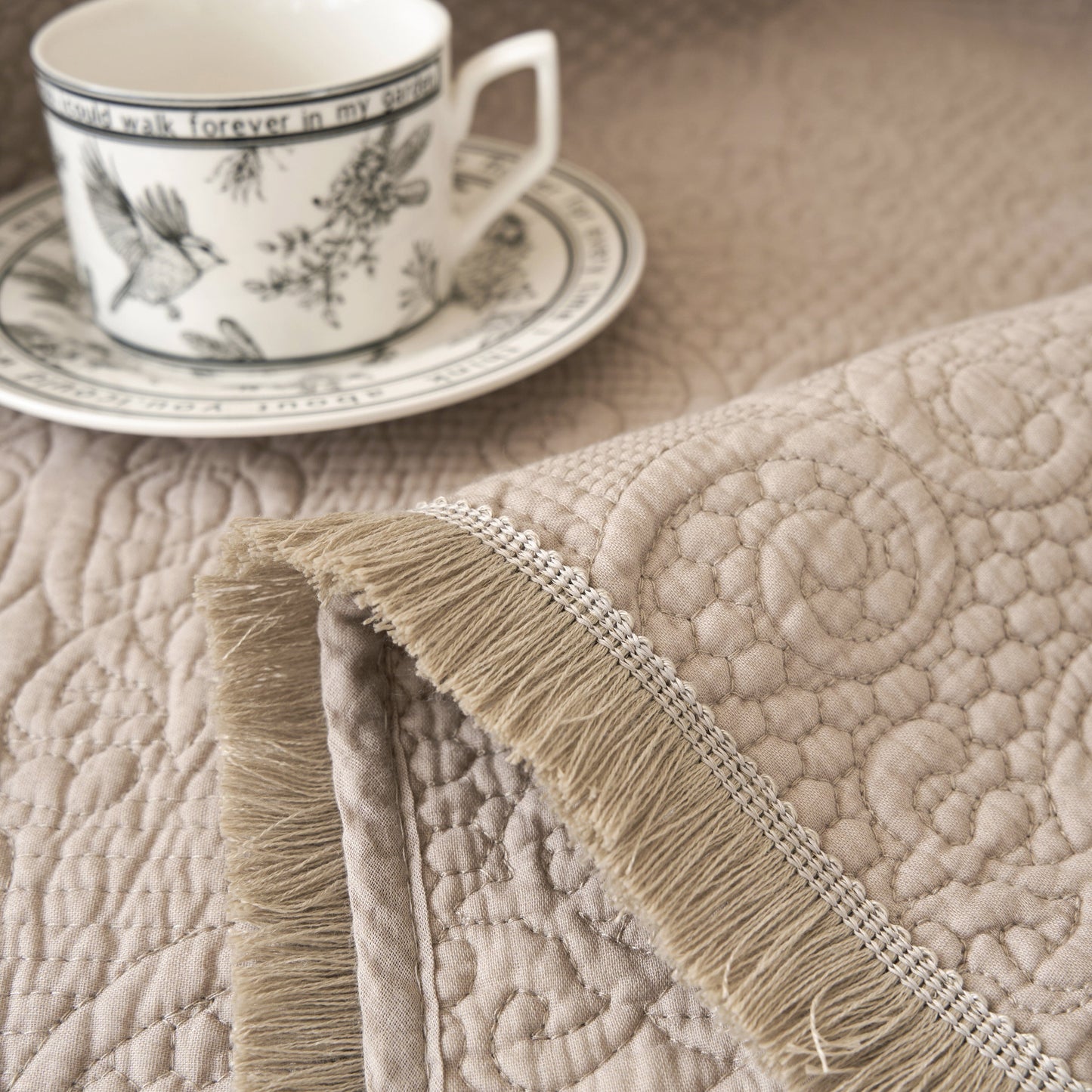 Avelena | Elegante Fransen Baumwolldecke Luxuriöses Solides Weiches Paisleymuster, Kuschelige Leichte Tagesdecke, Perfekt Für Sofa Oder Bett, Neutrales Sandiges Taupe Beige, 50X60 Zoll