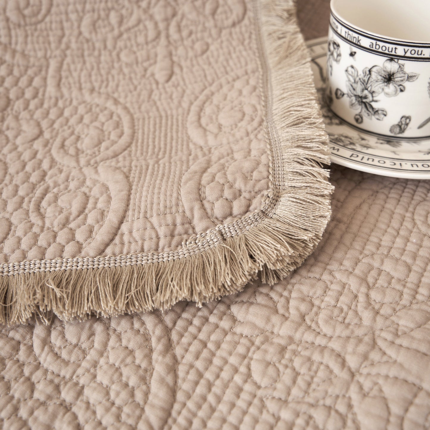 Avelena | Elegante Fransen Baumwolldecke Luxuriöses Solides Weiches Paisleymuster, Kuschelige Leichte Tagesdecke, Perfekt Für Sofa Oder Bett, Neutrales Sandiges Taupe Beige, 50X60 Zoll