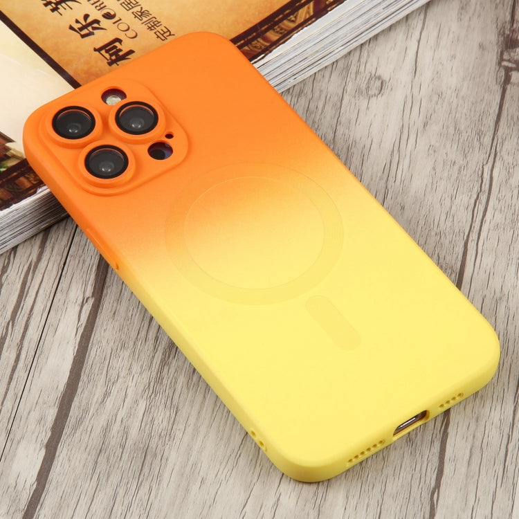 Avelena | iPhone 15 Flüssig TPU Silikon Gradient MagSafe Handyhülle - Orange Gelb