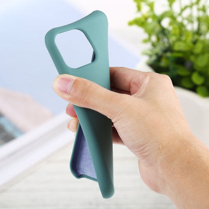 Solid Silicone Handyhülle Avelena | iPhone 15 - Schwarz