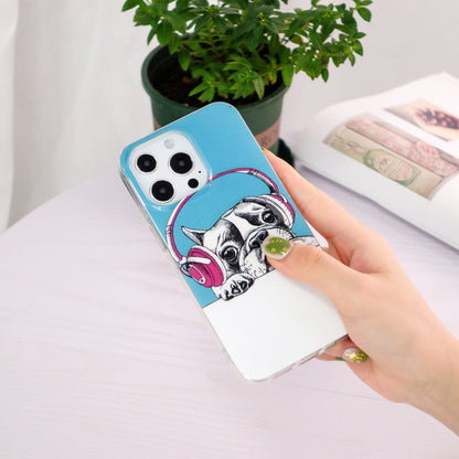 Avelena | Iphone 15 Pro Elektroplattierung Weiches Tpu Handyhülle - Kopfhörer Hund