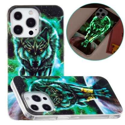 Avelena | Iphone 15 Pro Elektroplattierung Weiche Tpu Handyhülle - Fierce Wolf