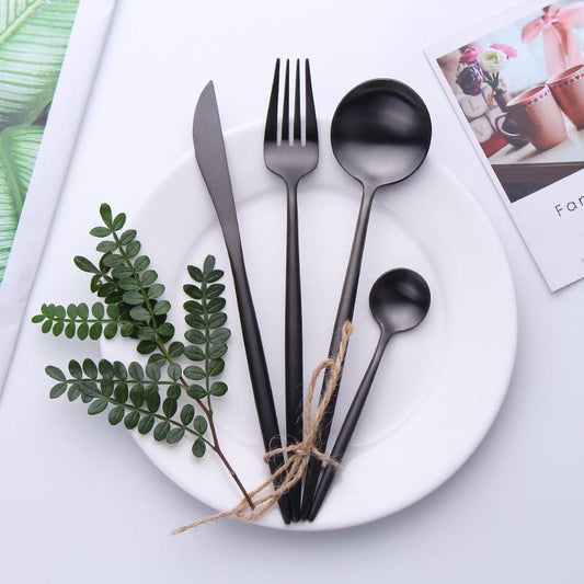 Avelena | Set aus mattschwarzen Onyx-Besteck (24 Teile) - LustreNoir