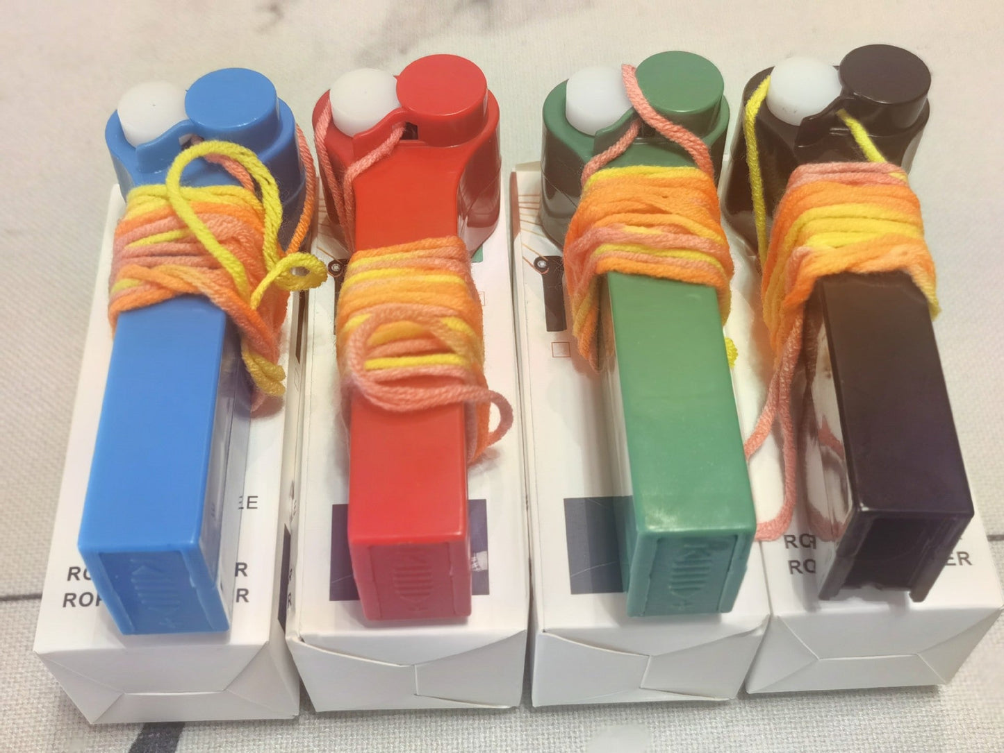 Avelena | Zipstring Taustikker Handheld Sport Spaß Elektrisches Spielzeug