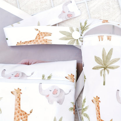 Avelena | Baby Zoo Safari Print Wiederverwendbare Nass-Trocken-Tasche | 3er Set