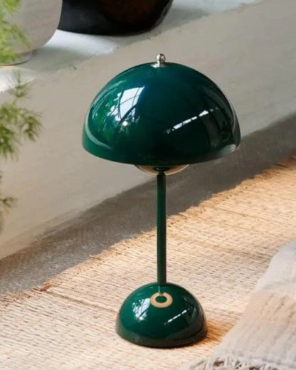 Avelena | NordLight – LED Tischlampe skandinavisches Design, dimmbar und nachhaltig in Metall