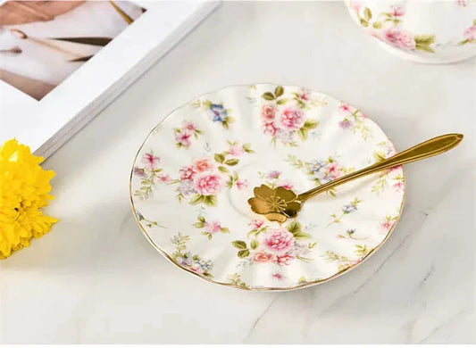 Avelena | Elegante Bone China Porzellan Kaffeetasse - Luxuriöses und einzigartiges Design