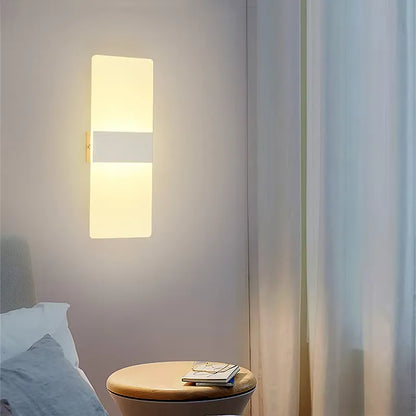Avelena | SoftBeam – Schlanke Wandlampe Perfekt für Schlafzimmer