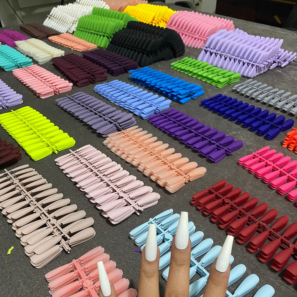 Avelena | Mattes Press-On-Nagelset 24 Teile