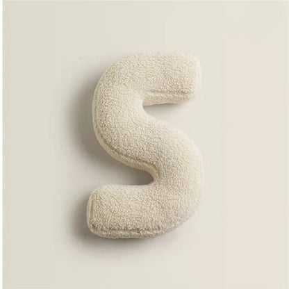 Avelena | PlushLetter Kissen - Weiches Buchstaben-Kissen für Schlafzimmer und Kinderzimmer