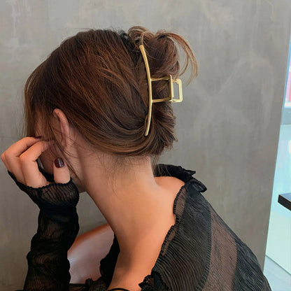 Avelena | Gold Haarspange: Retro Chic