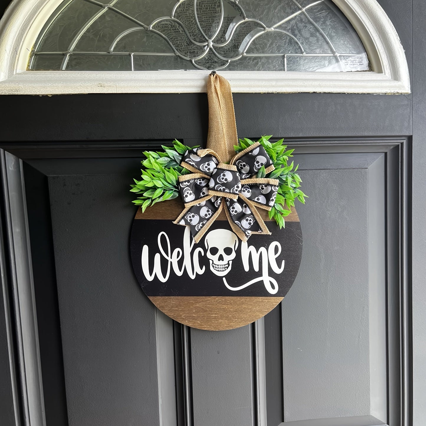 Avelena | Spooky Skull Wreath – Rustikale Halloween Eingangsschild