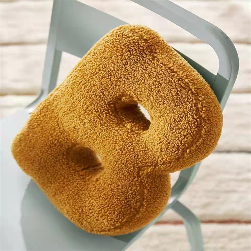 Avelena | PlushLetter Kissen - Weiches Buchstaben-Kissen für Schlafzimmer und Kinderzimmer