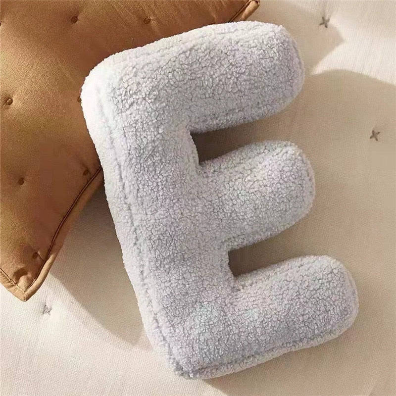 Avelena | Alphabet Letter Fleece Kissen