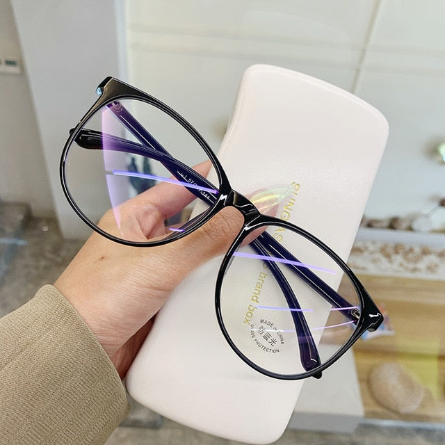 Avelena | Brille – Stylische Blaulichtbrille zum Schutz