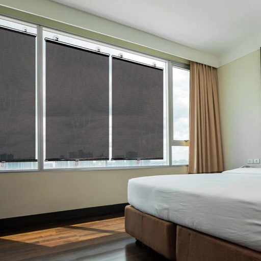 Avelena | Divinedo Window Roller - Schützt Sie vor Hitze und Licht von außen!