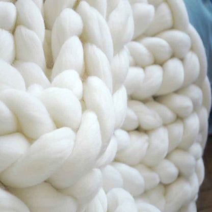 Avelena | Schwere Strickdecke