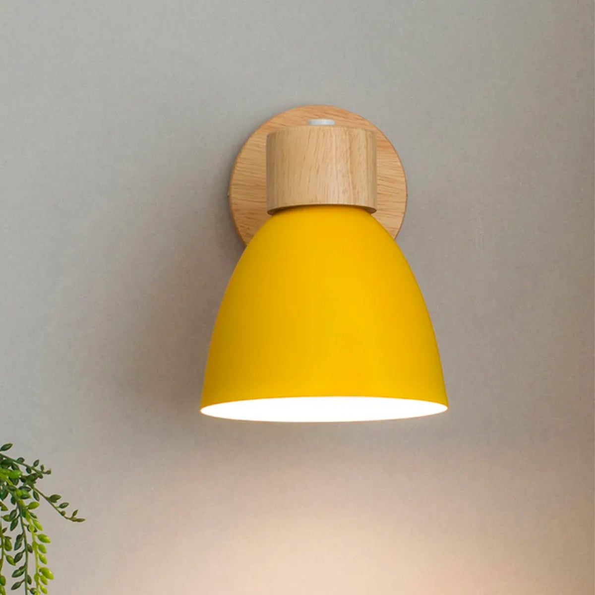 Avelena | Holz Wandlampe