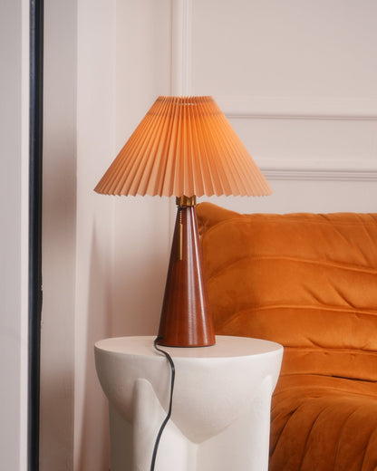 Avelena | AntiqueRadiance – Elegante Holz- und Metalltischlampe