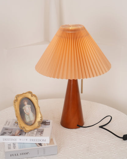 Avelena | AntiqueRadiance – Elegante Holz- und Metalltischlampe
