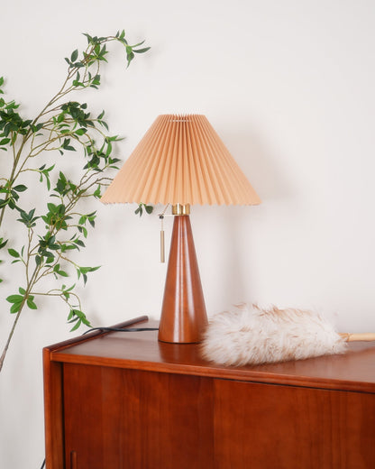 Avelena | AntiqueRadiance – Elegante Holz- und Metalltischlampe