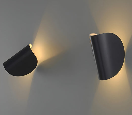 Avelena | Twist Wandlampe - Drehbare Wandleuchte aus Metall - Curve Wandleuchter