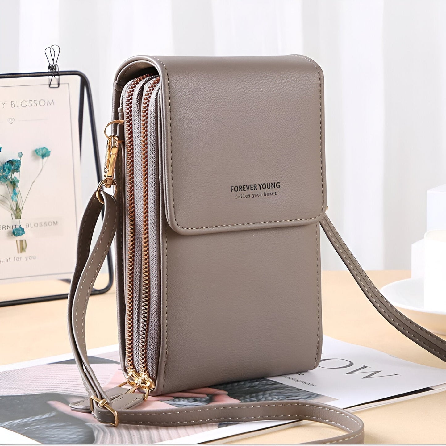Avelena | Carry- Stilvolle Crossbody Geldbörse & Telefonhalter Tasche