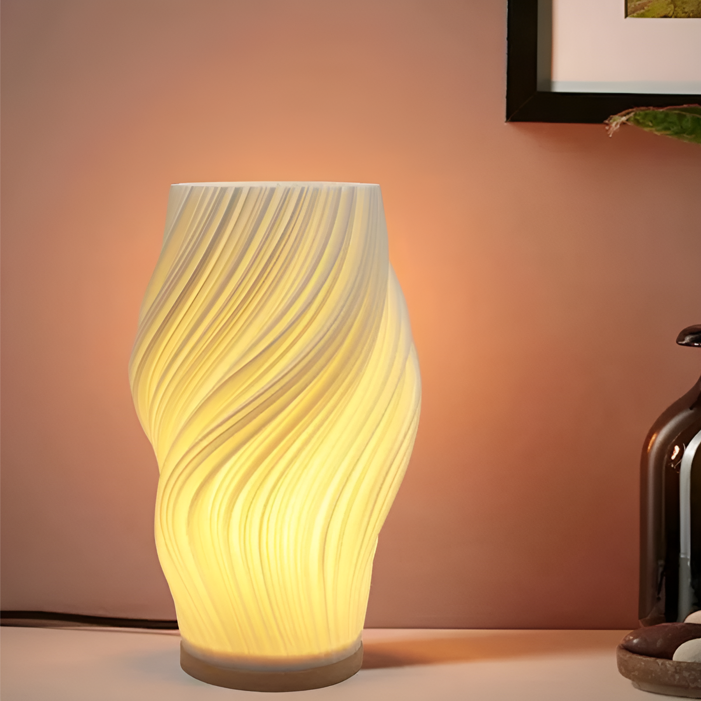 Avelena | DreamWave - Moderne cremefarbene 3D-Wellenlampe mit elegantem Metallsockel