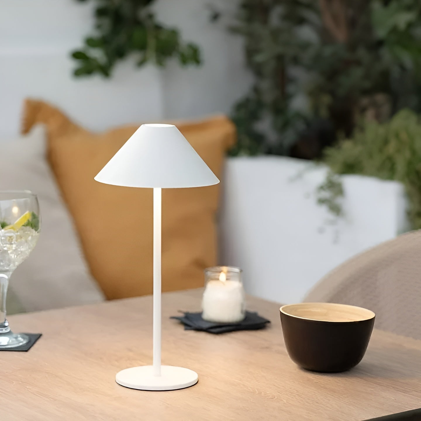 Avelena | LumiLuxe - Dimmbare Nordic Cone LED-Tischleuchte mit Touch Control