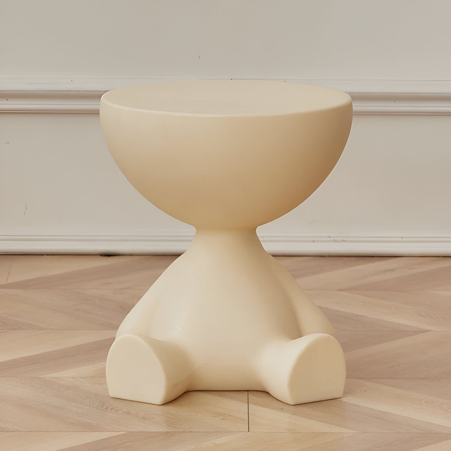 Avelena | Ylix – Luxuriöser runder Couchtisch für Wohnzimmer oder Seitenspace