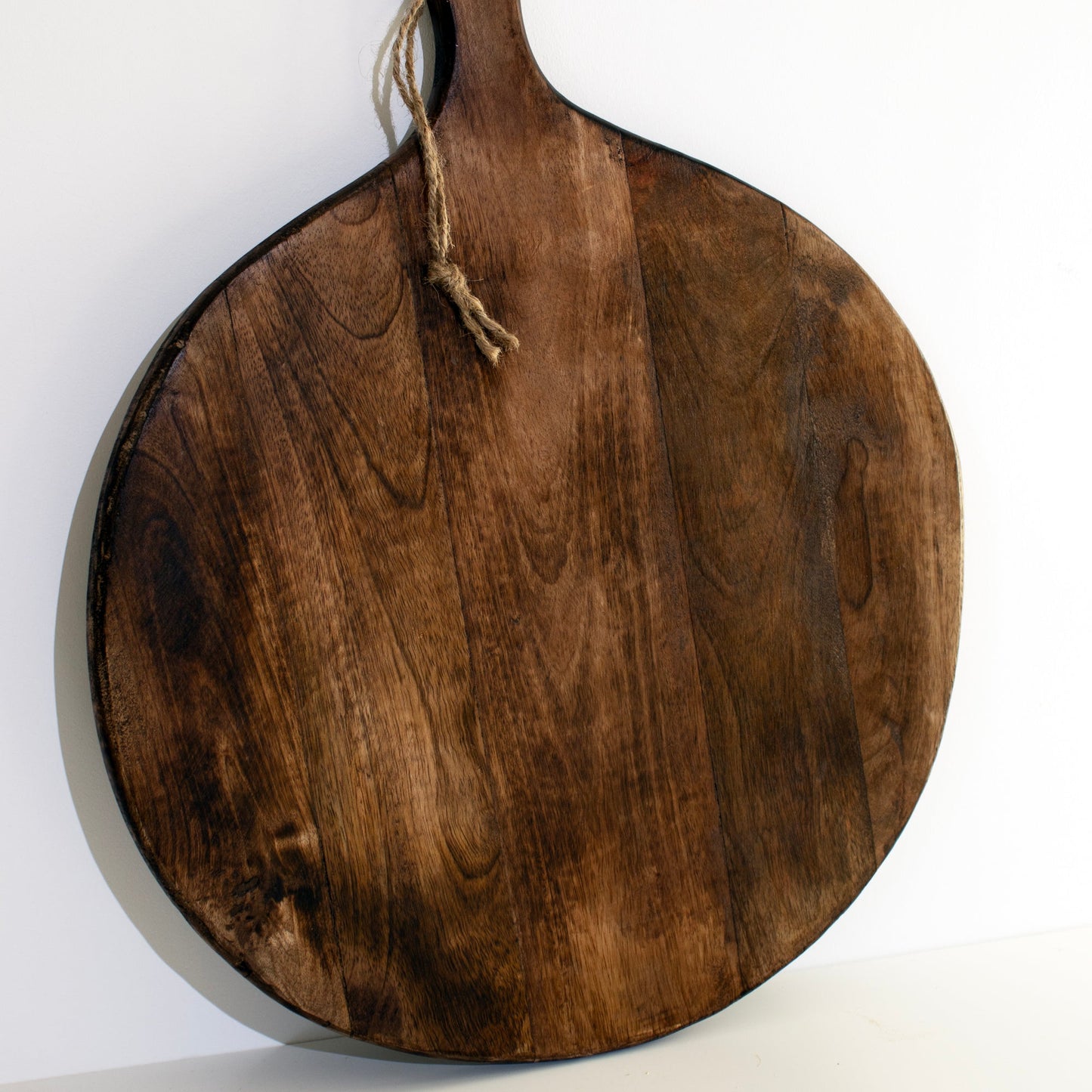 Avelena | Irregular Round Dark Brown Chopping Boards