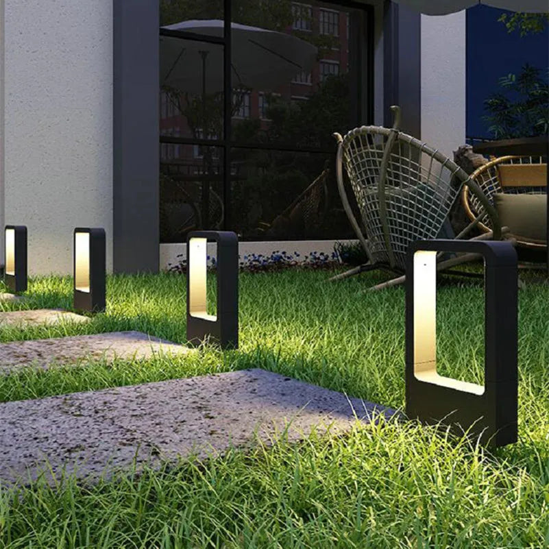 Avelena | AluGlanz – Moderne Aluminium-Stehlampe