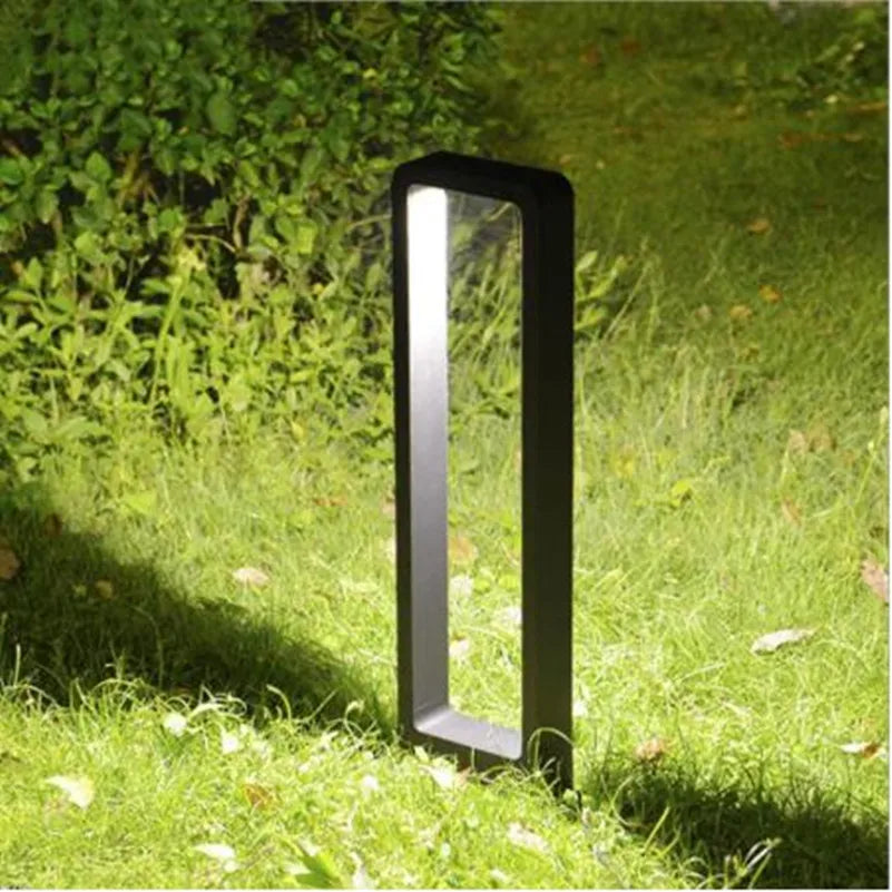 Avelena | AluGlanz – Moderne Aluminium-Stehlampe