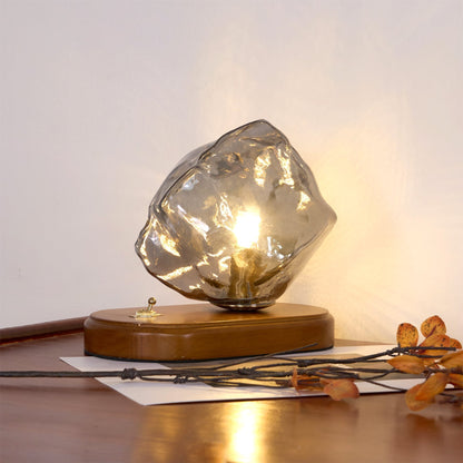 Avelena | RusticLume – Amber Glas und Holz Tischlampe
