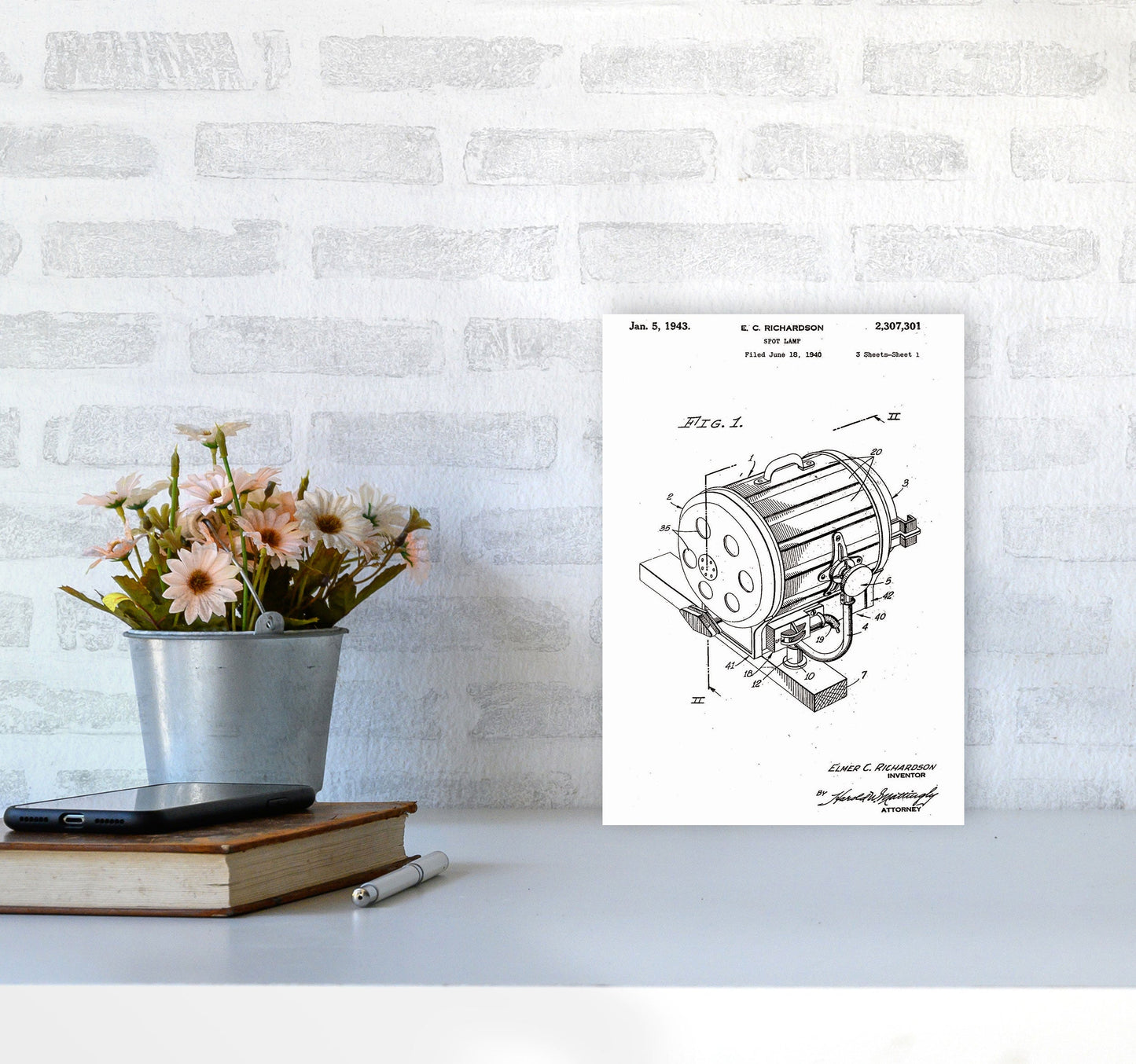 Avelena | Cinema Spotlight Patent Kunstdruck