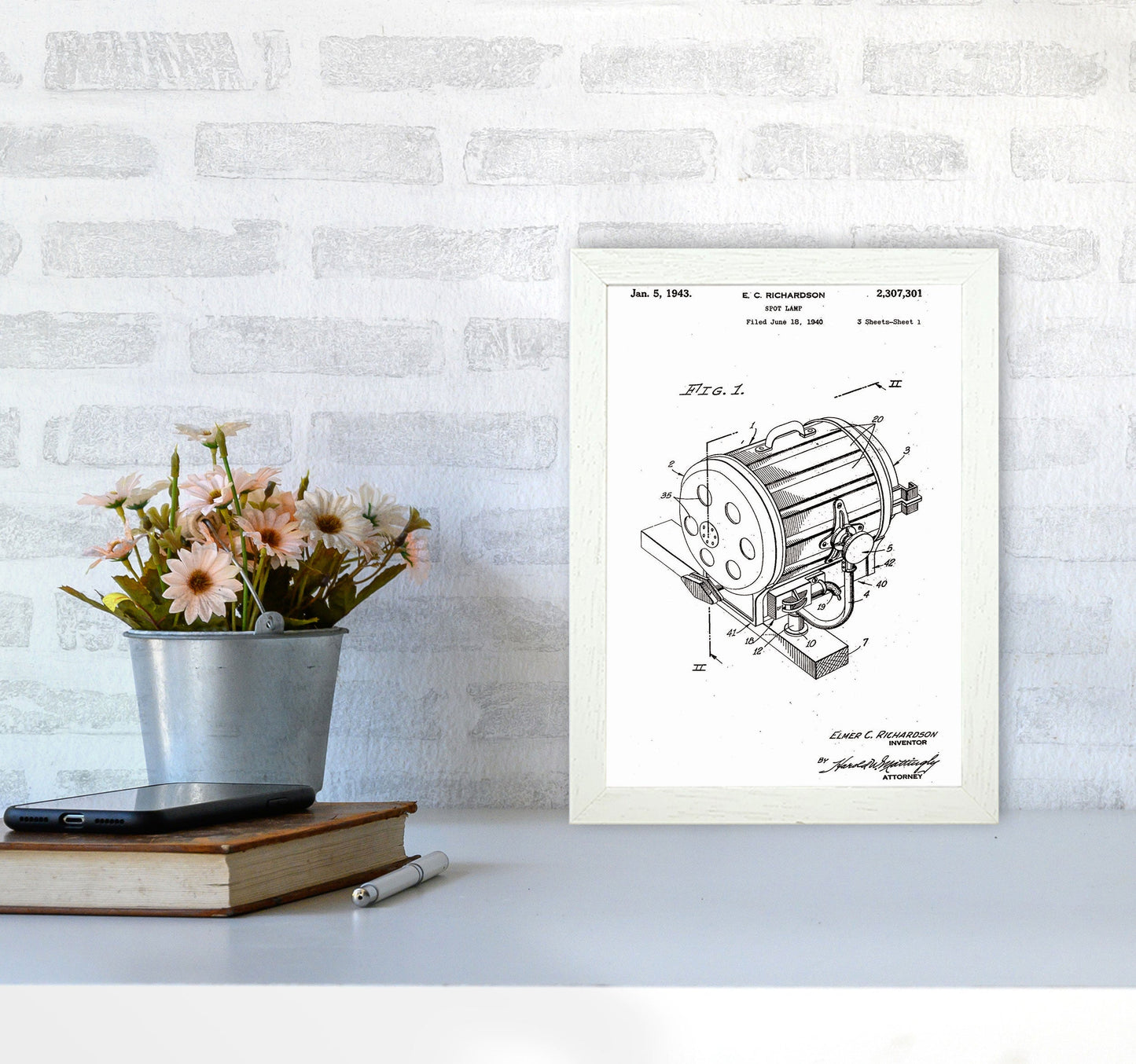 Avelena | Cinema Spotlight Patent Kunstdruck
