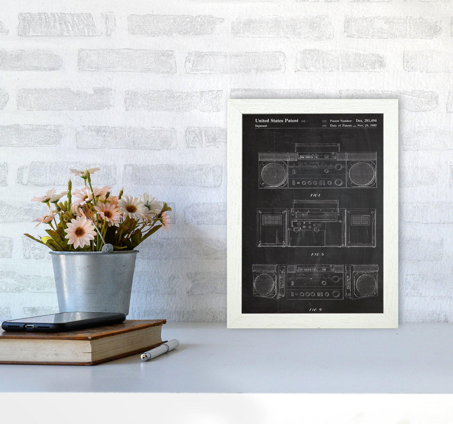 Avelena | Boombox Patent Kunstdruck