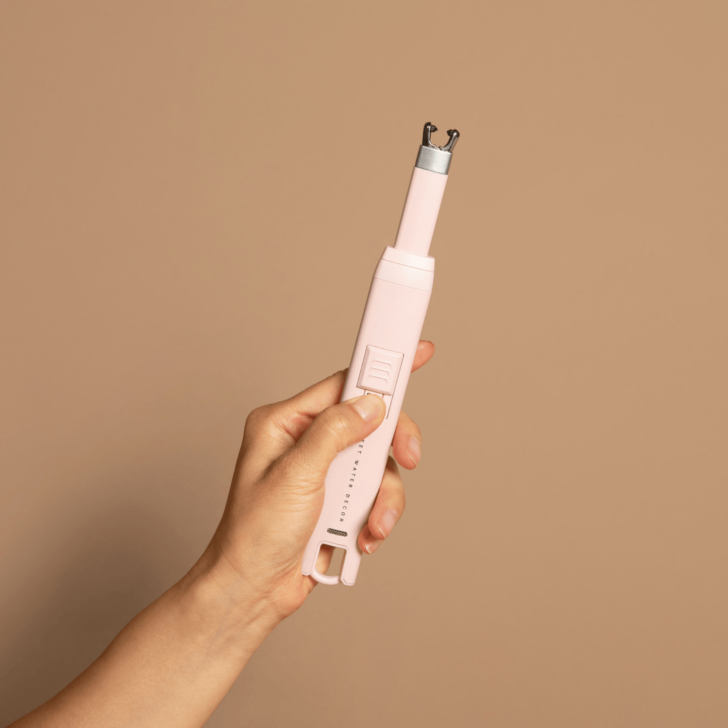Avelena | Blush Pink Großes Elektrisches Feuerzeug