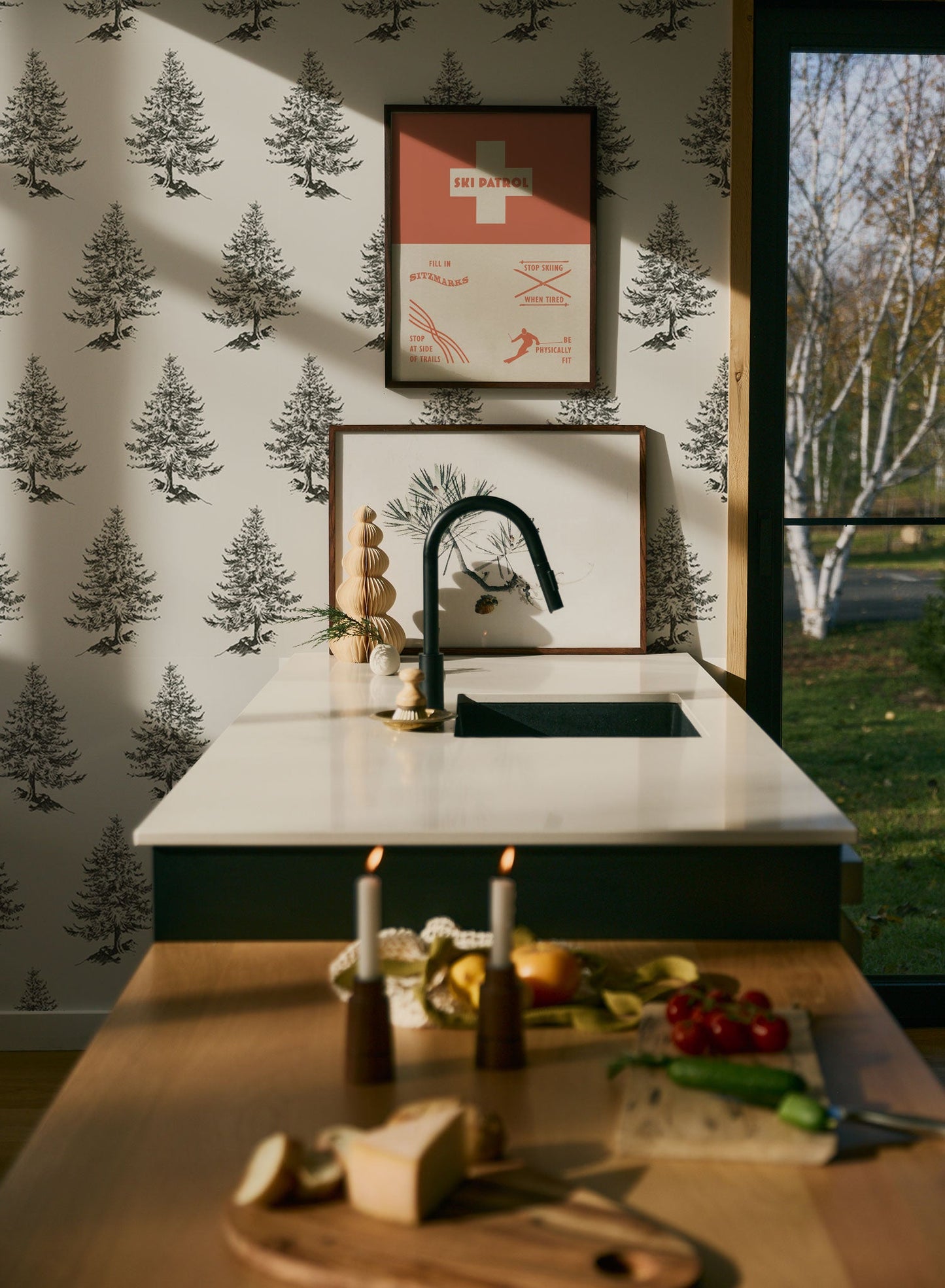 Avelena | Spruce Grove, Tapete