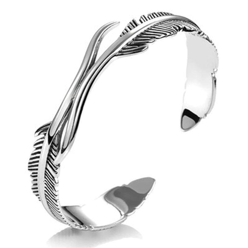 Avelena | Verstellbares Armband mit Bezaubernden Silbernen Federn