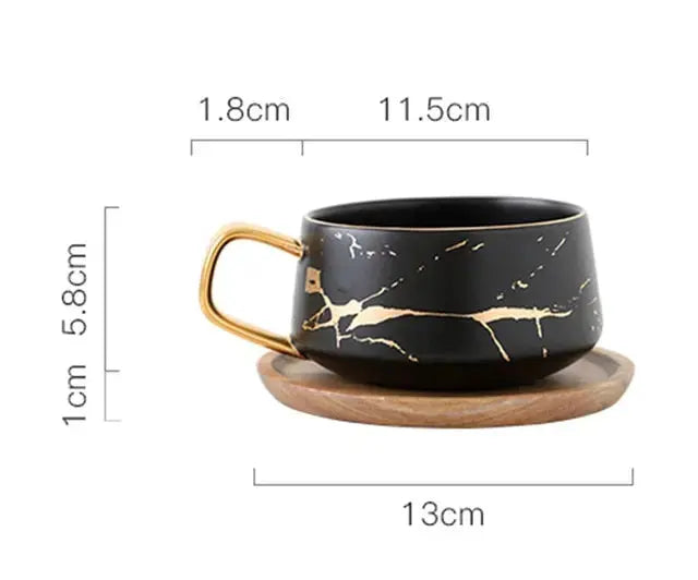 Avelena | Marmormuster Kaffeetasse mit Goldverzierung