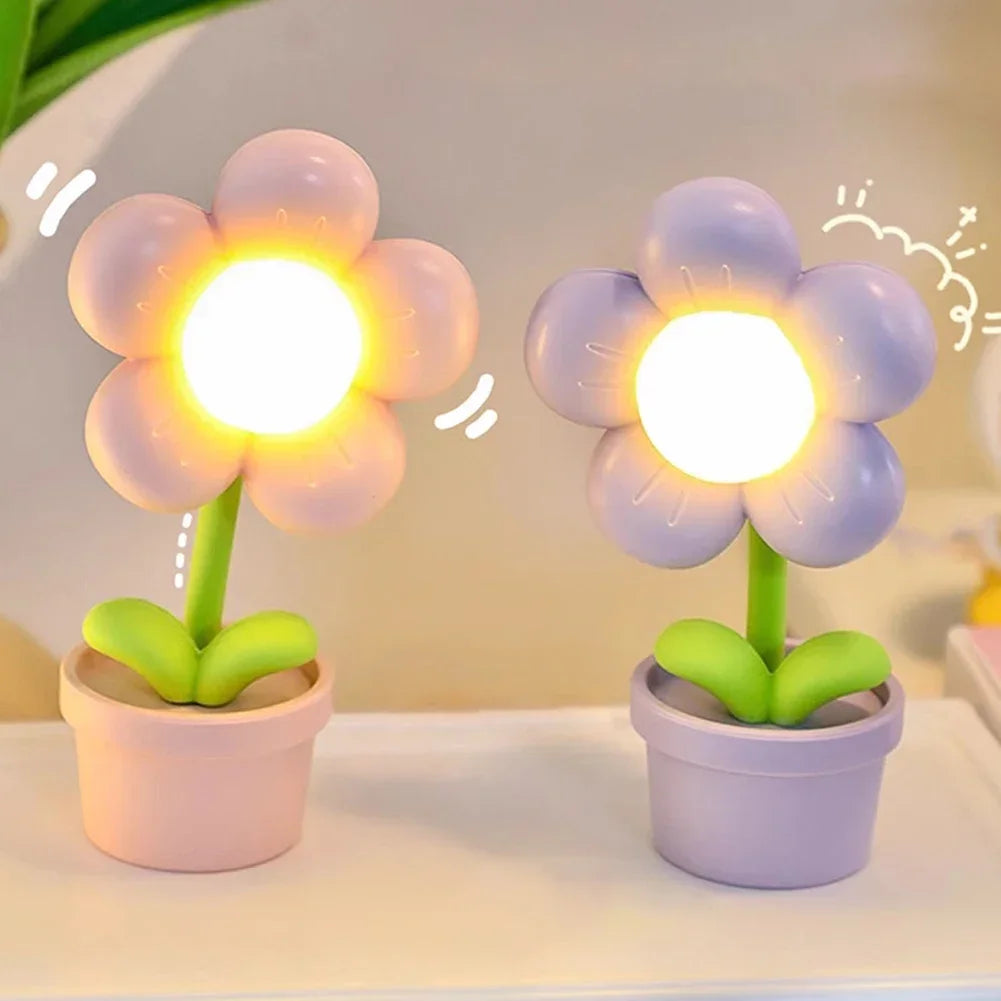 Avelena | BloomAura – Elegante kleine Tischlampe mit Blumendesign für sanfte Beleuchtung
