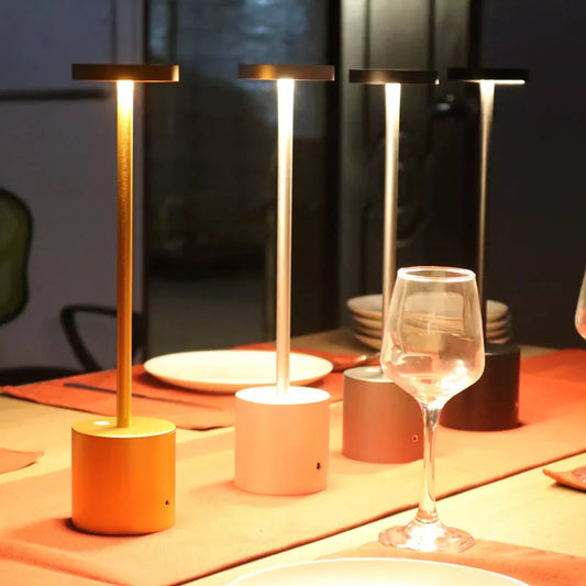 Avelena | LumaLite Wiederaufladbare LED-Tischlampe | Kabellos | Dimmbar | Modernes Design für Restaurants und Zuhause