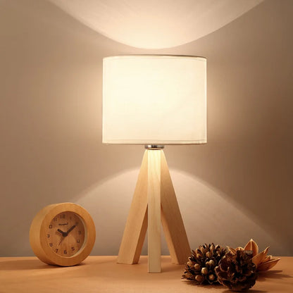 Avelena | EcoLight – Tischlampe aus Holz mit modernem Design