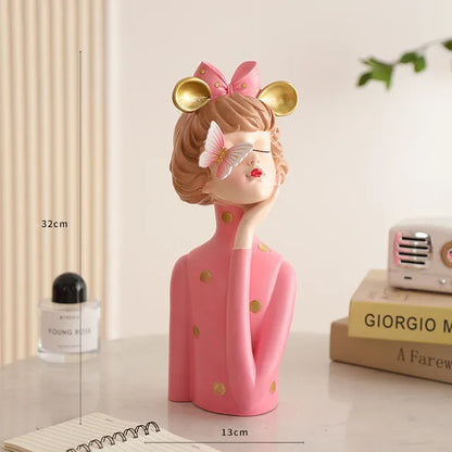 Avelena | FloralFinesse - Mädchen Vase Dekor