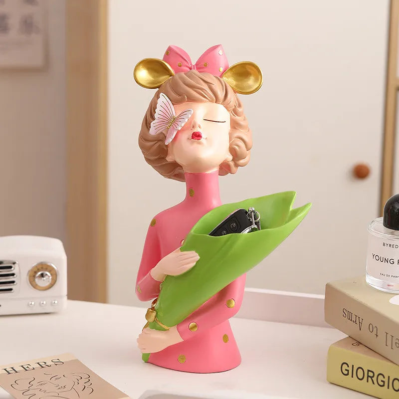 Avelena | FloralFinesse - Mädchen Vase Dekor