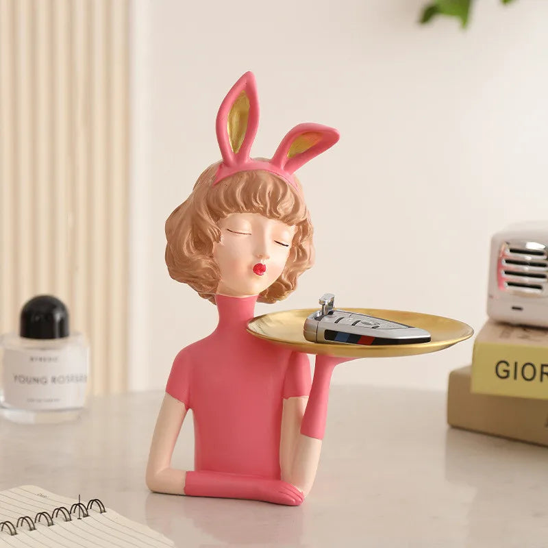 Avelena | FloralFinesse - Mädchen Vase Dekor