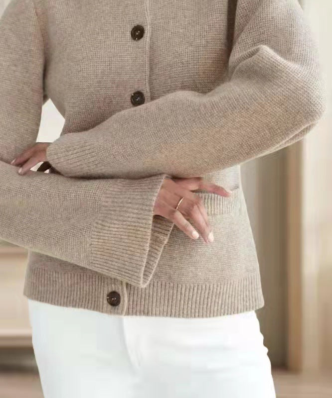 Avelena | Stylische Strickjacke mit Knöpfen