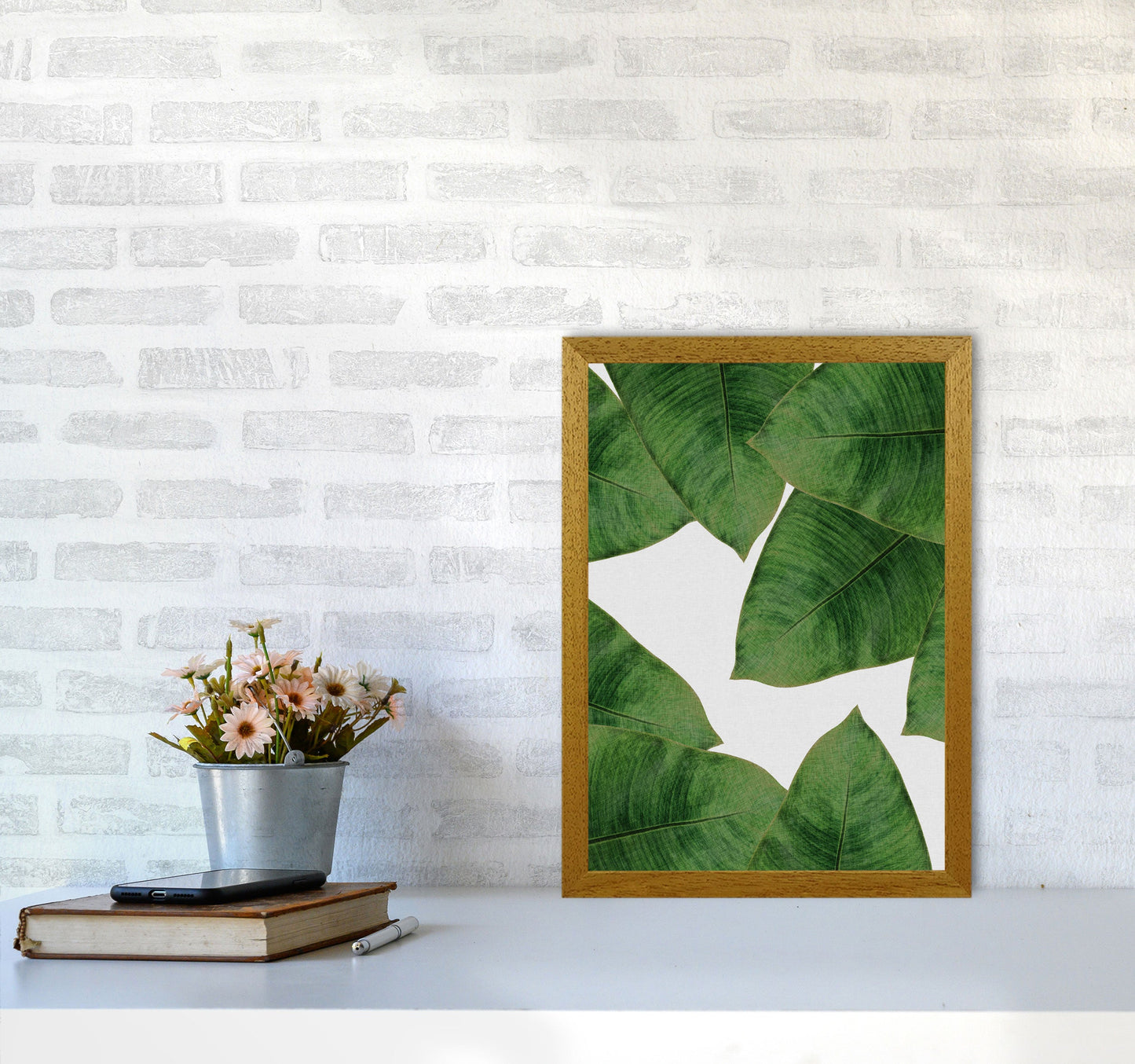 Avelena | Banana Leaf II Print von Orara Studio, gerahmter botanischer und Naturkunstdruck