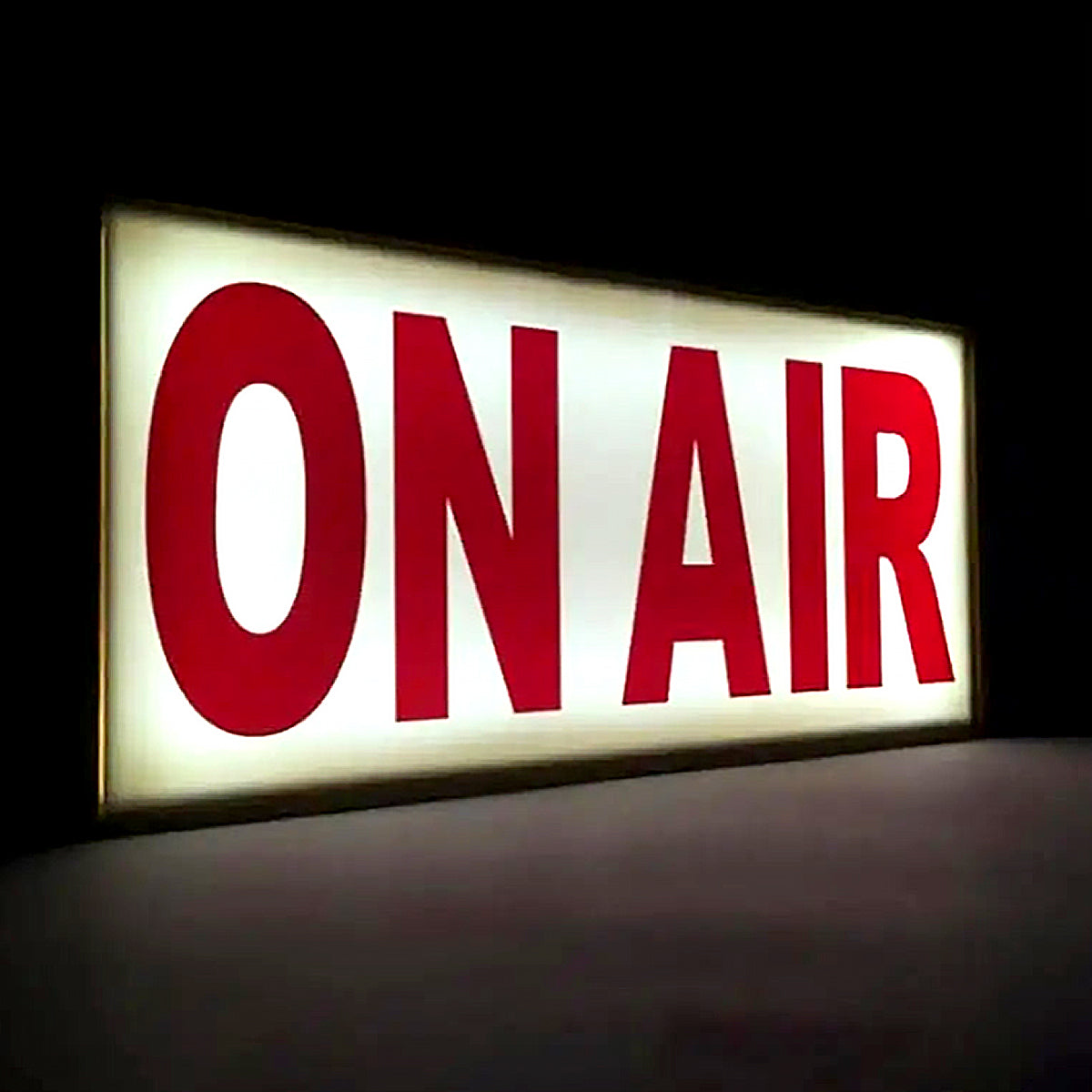 Avelena | On Air Zeichen Retro Lichtkasten Tischlampe